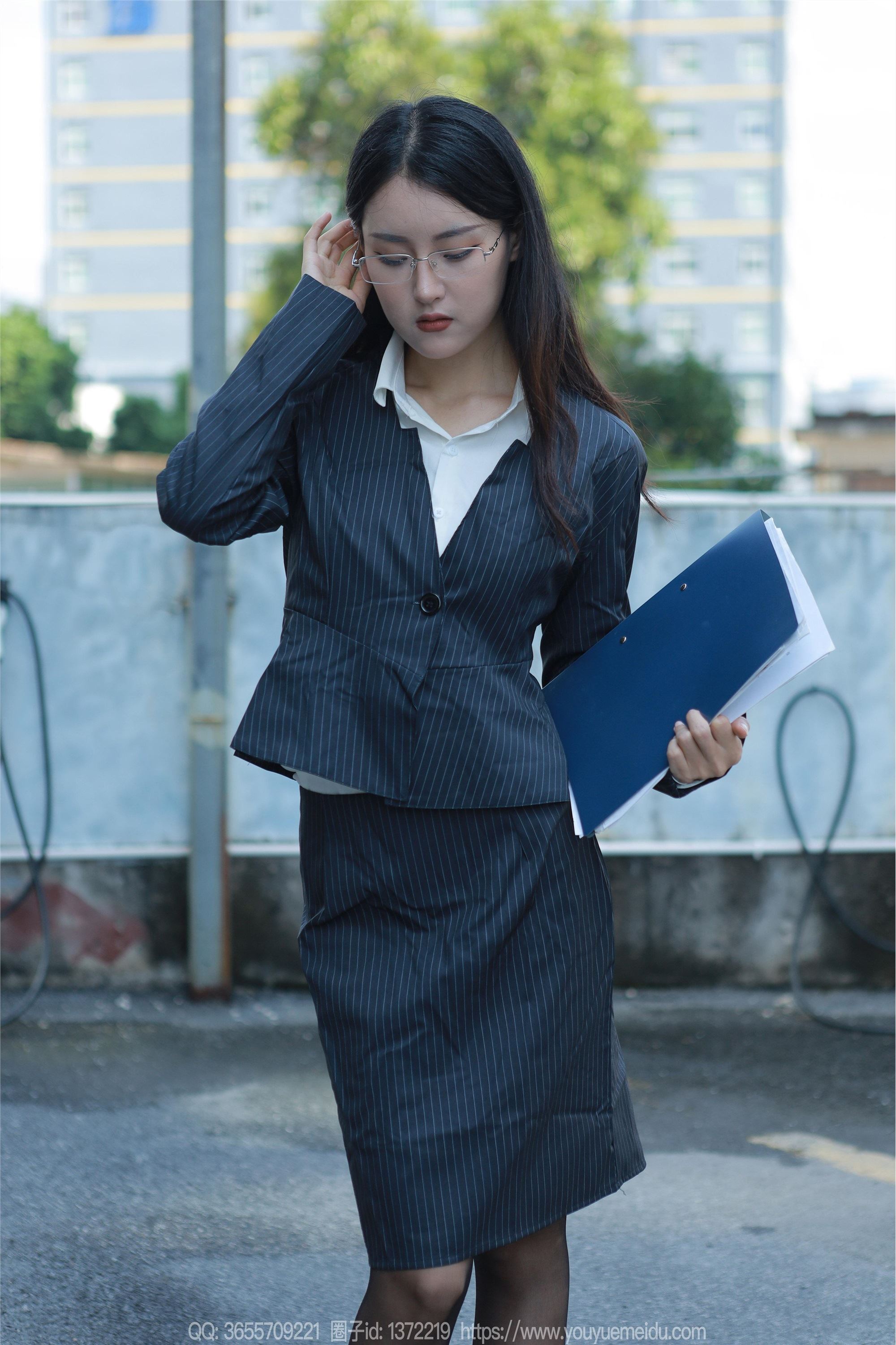 IESS异思趣向  2023.11.03 丝享家 1576 小宝《懂事早到女人》